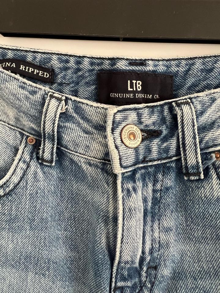 Джинсы от LTB