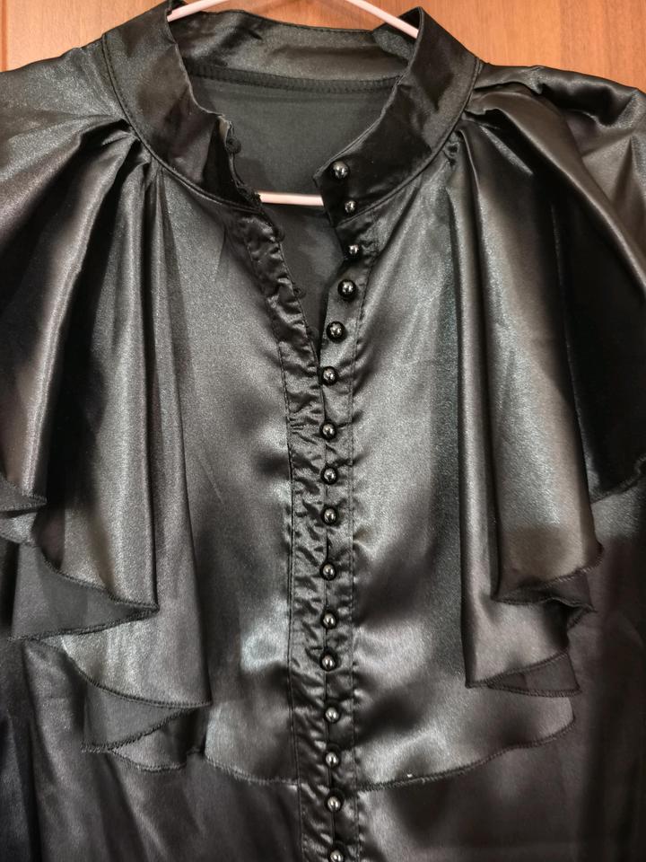 Блузка атласная