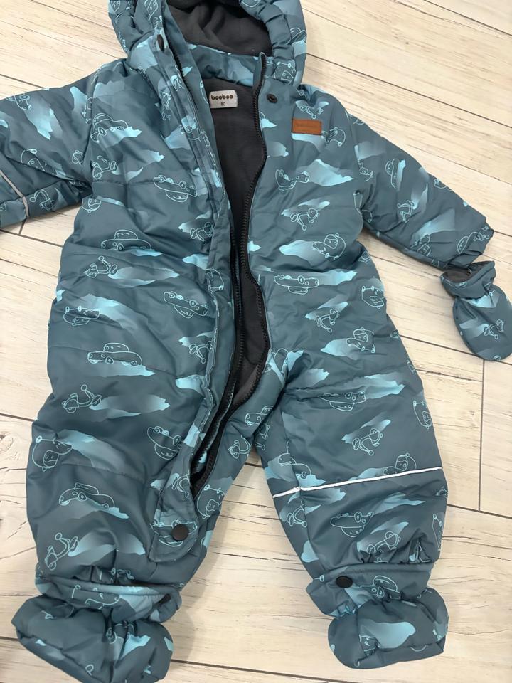 Продам детский зимний комбинезон
