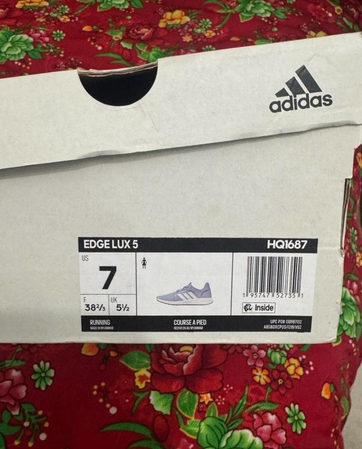 Кроссовки Adidas