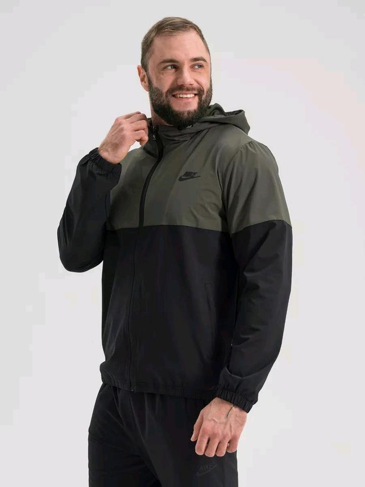 Спортивный костюм