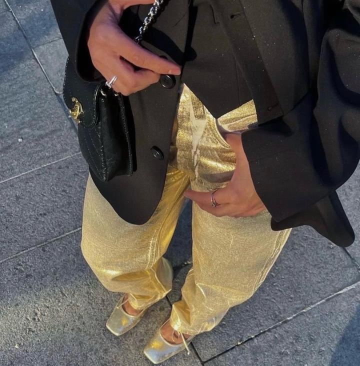 Золотые джинсы Zara оригинал