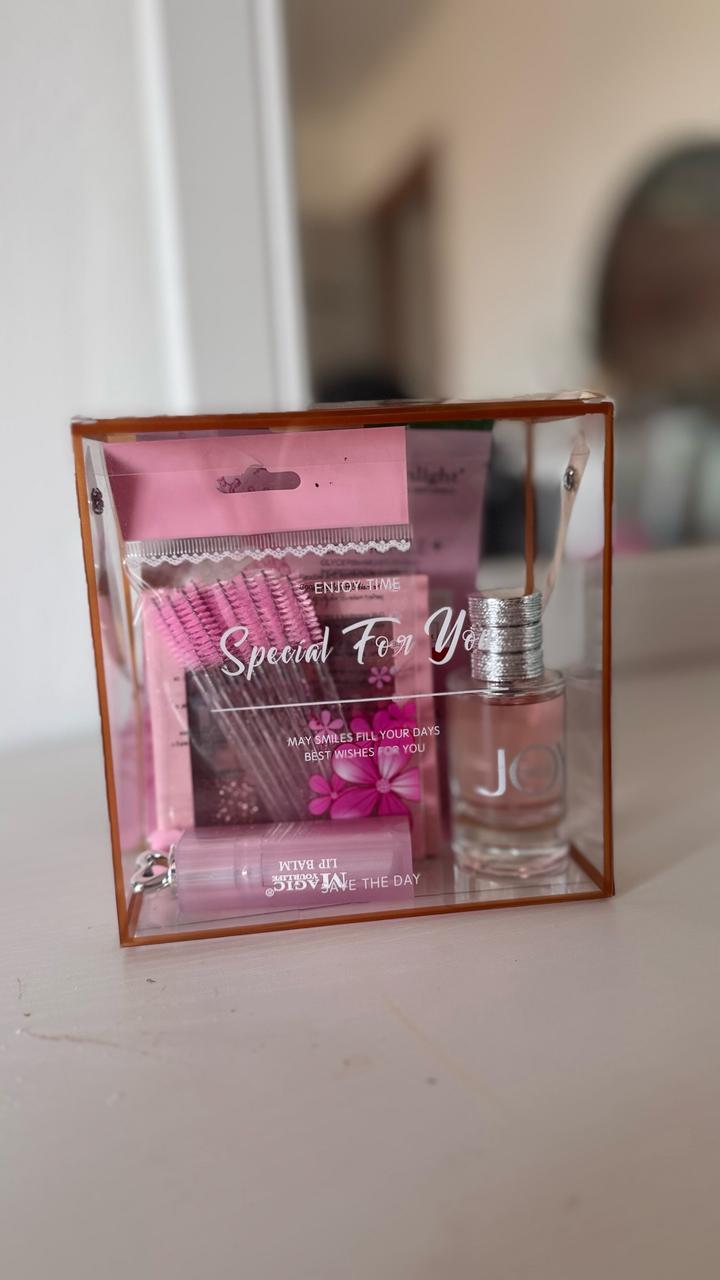 подарочный бокс