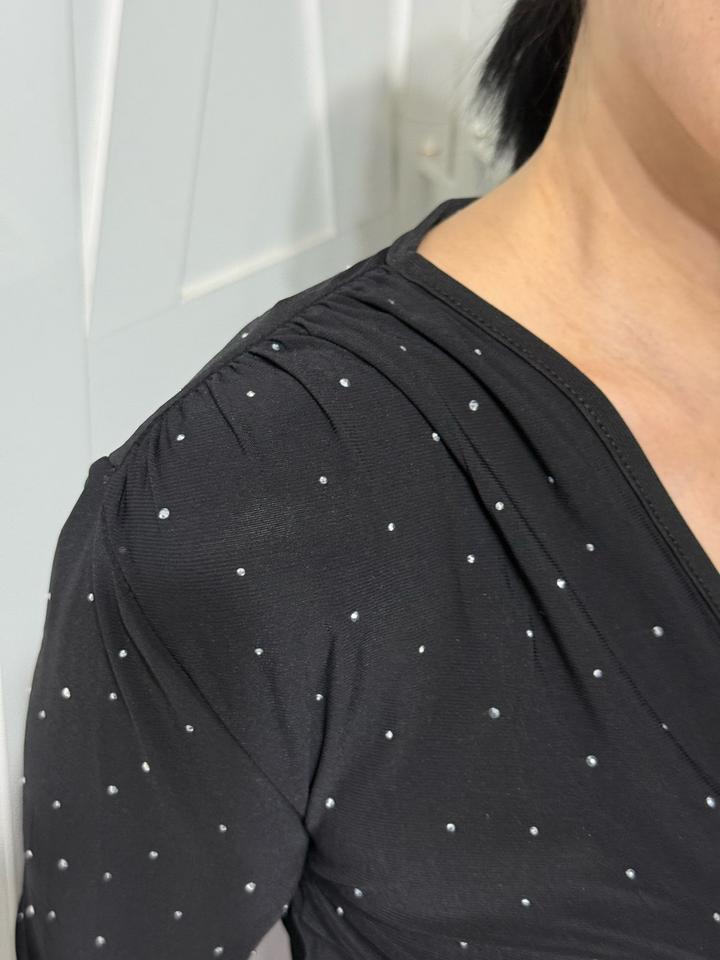 Черная блузка стразы