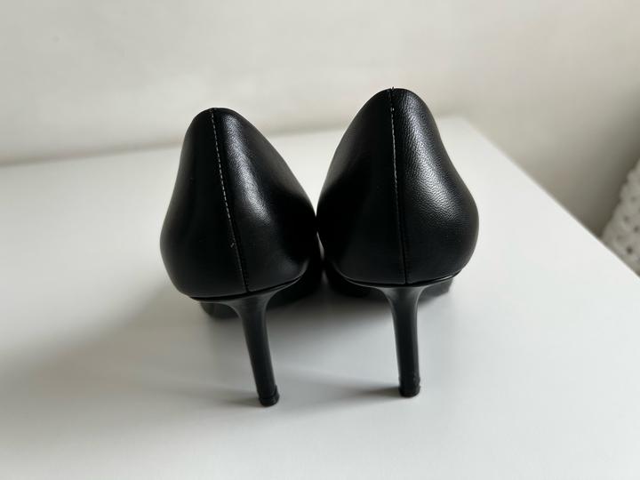 кожаные туфли zara