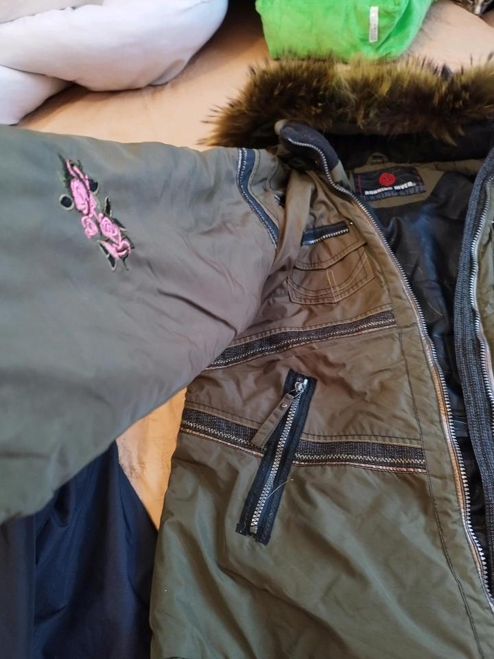 Костюм горнолыжный на 50-52