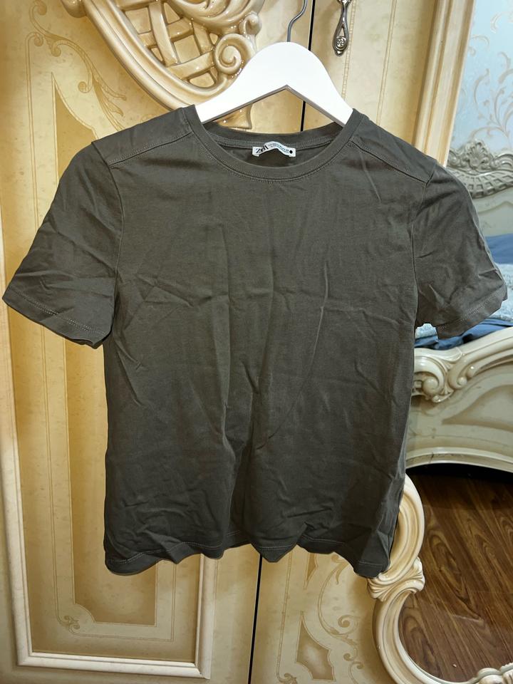 Футболка Зара Хаки