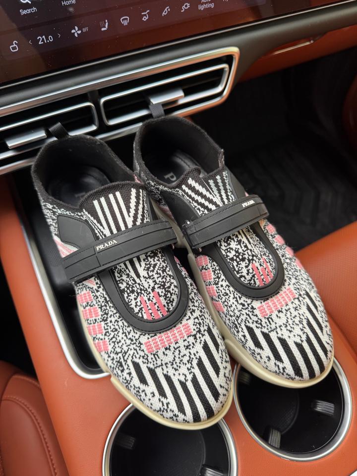 Кроссовки Prada оригинал