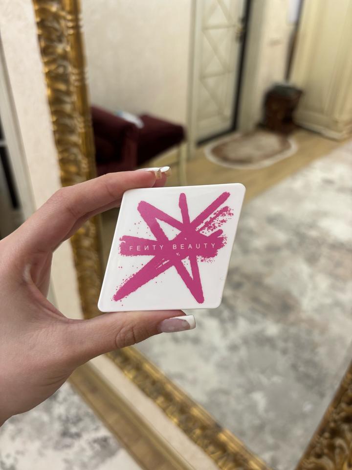Румяна Fenty beauty