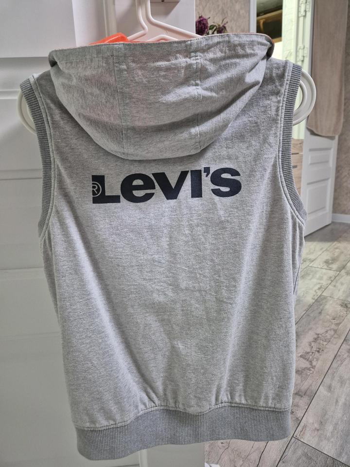 Безрукавка Levi's