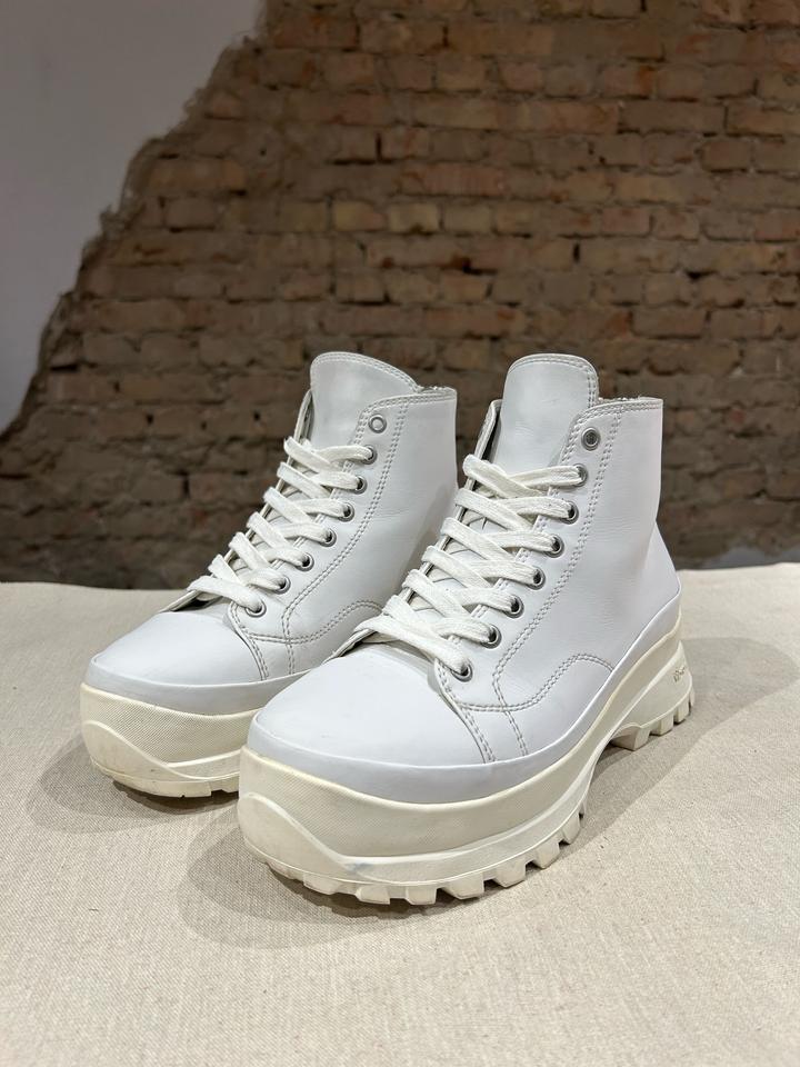Kazuyuki Kumagai Attachment Micro-Coating High-Top Sneakers