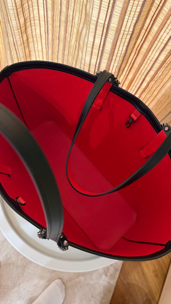 Сумка Christian Louboutin