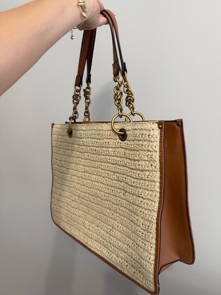 Сумка Guess