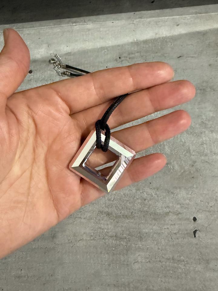 Кулон Swarovski