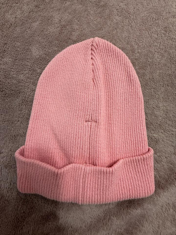 Шапка Zara на 4-5 лет