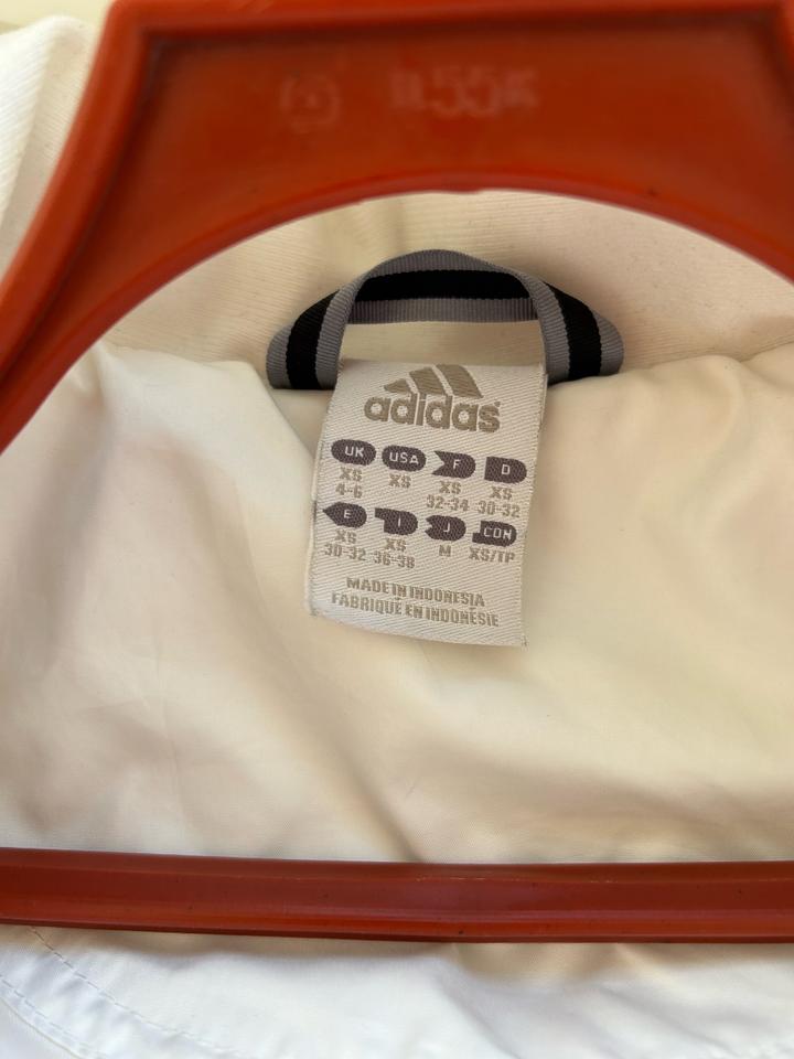 Куртка adidas