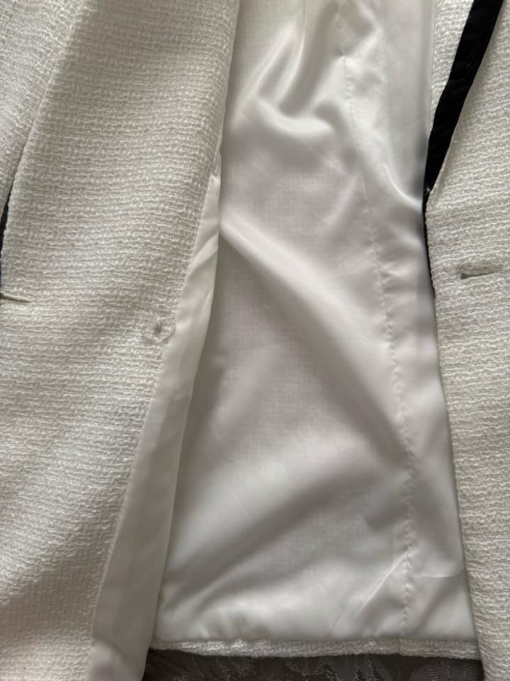 Белый пиджак Zara