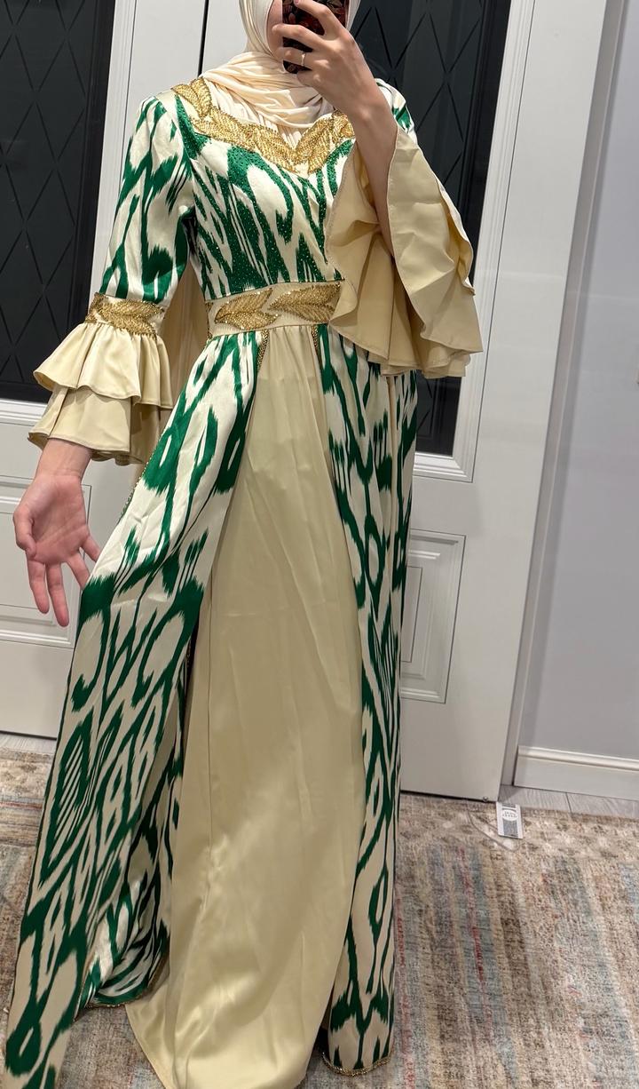 Платье вечернее