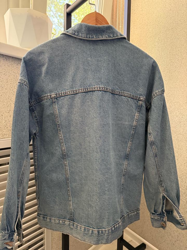 Джинсовка от Bershka