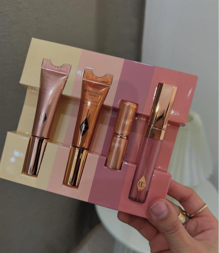 Charlotte Tilbury Pillow Talk Lip and Cheek Secrets Set набор