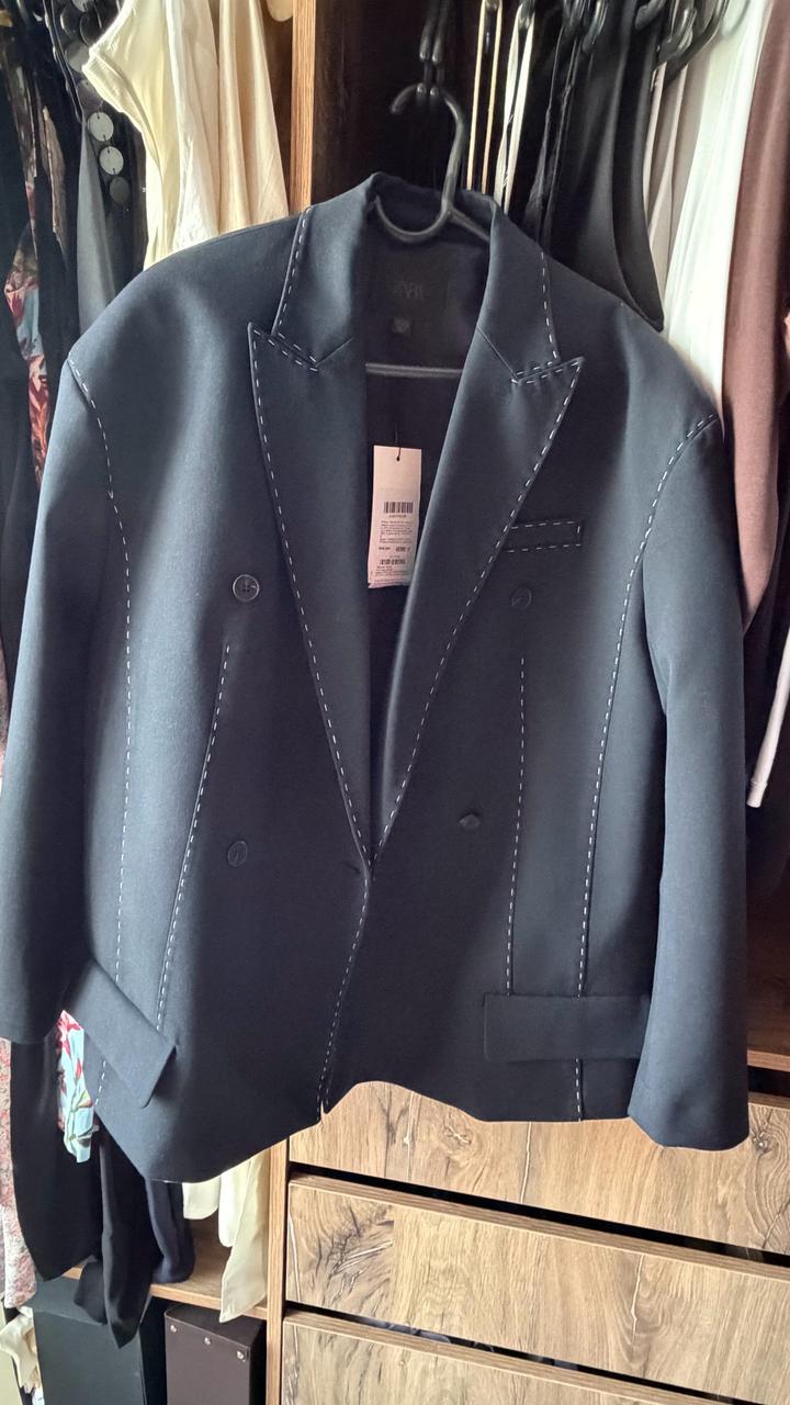 Новый костюм от Zara