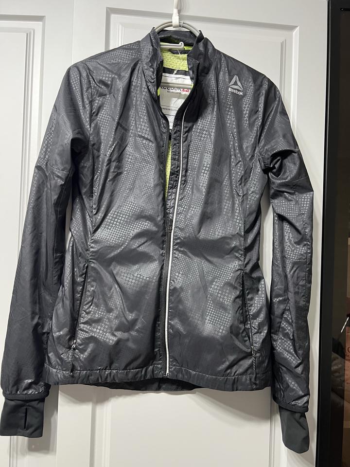 Куртка ветровка Reebok