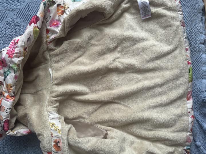 Курточка весенняя