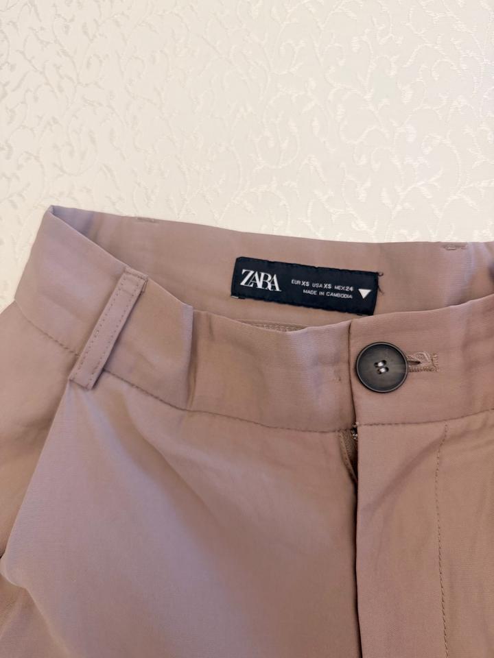 Брюки Zara