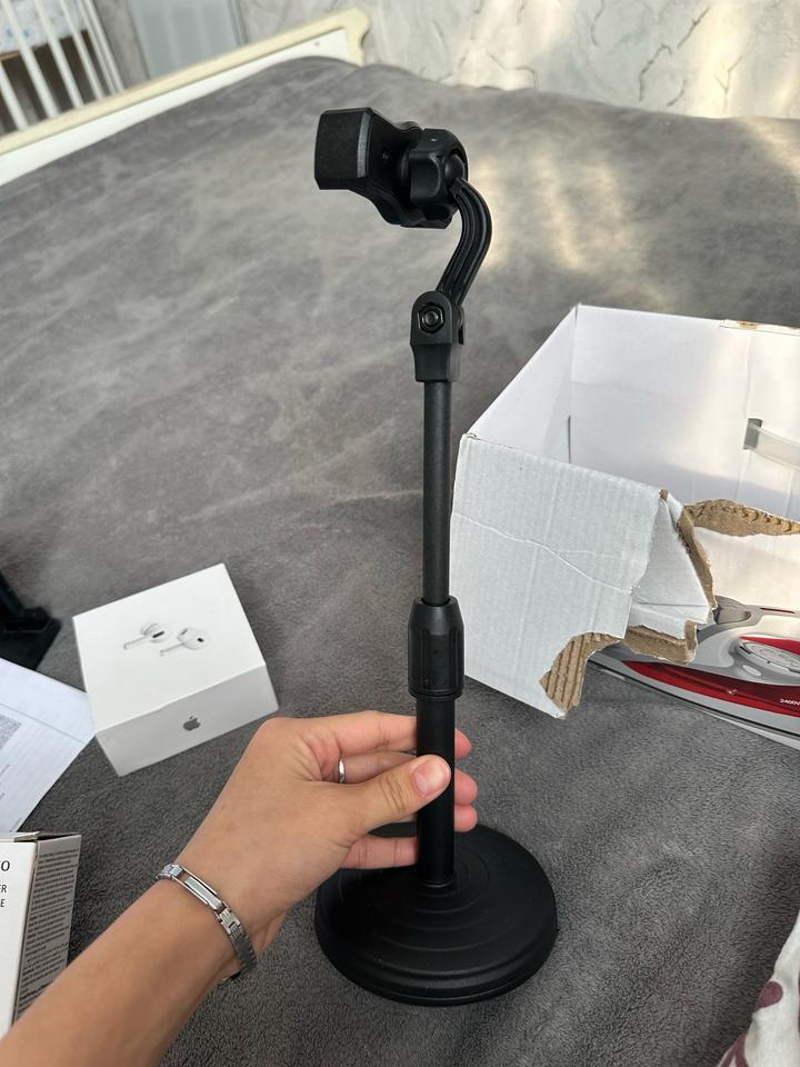 MINISO Подставка для телефона нужное вешь если вы блогер