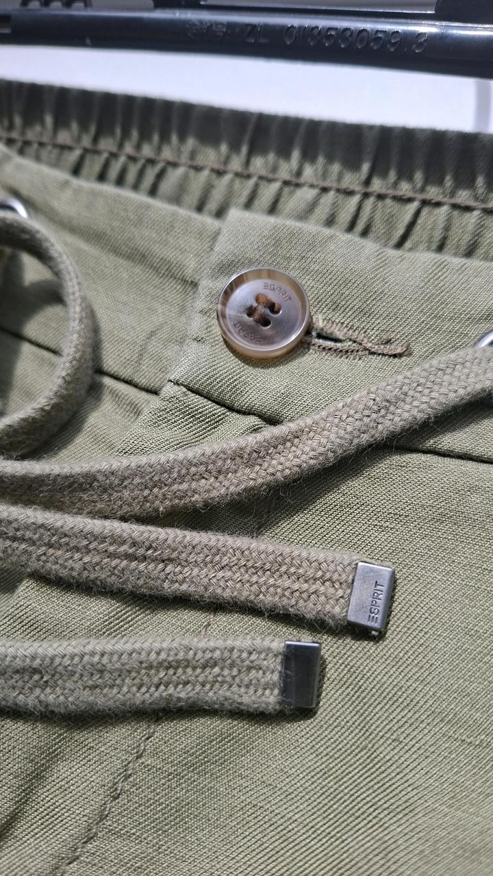 Льняные брюки от Esprit
