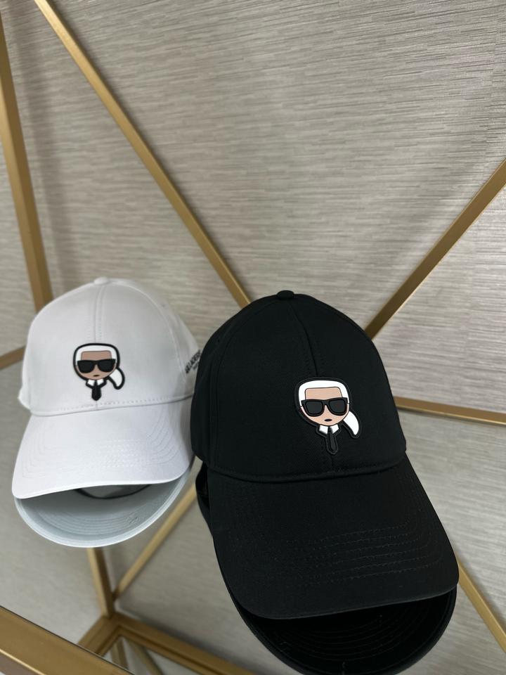 Кепка Karl LAGERFELD