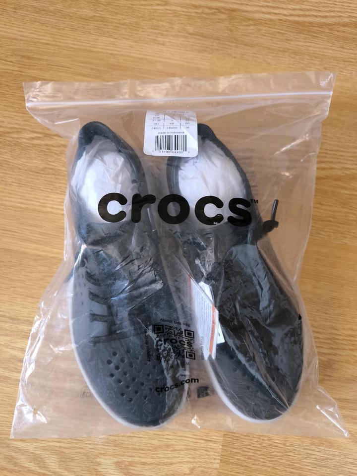 Кроссовки женские Crocs Women's InMotion LoteRide Pacer