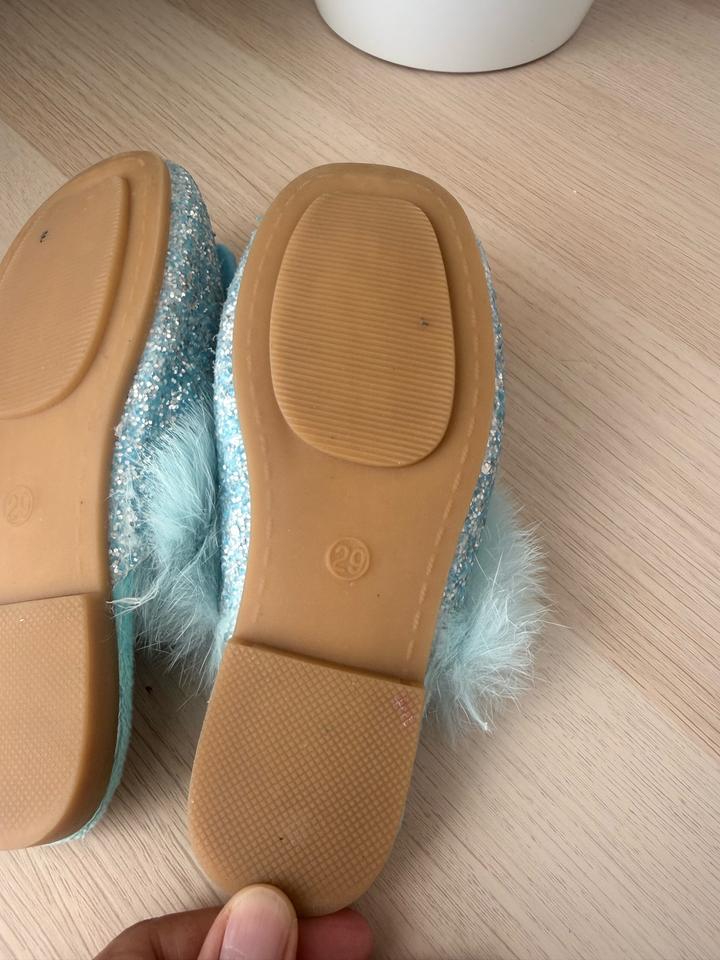 Кроссовки детские