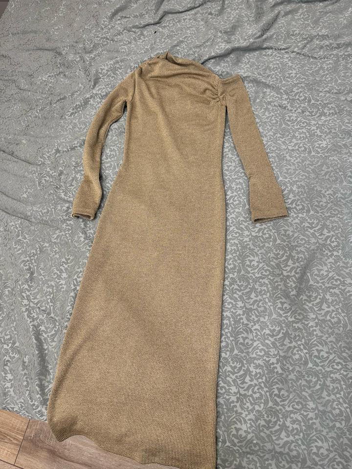 Золотистое платье Zara