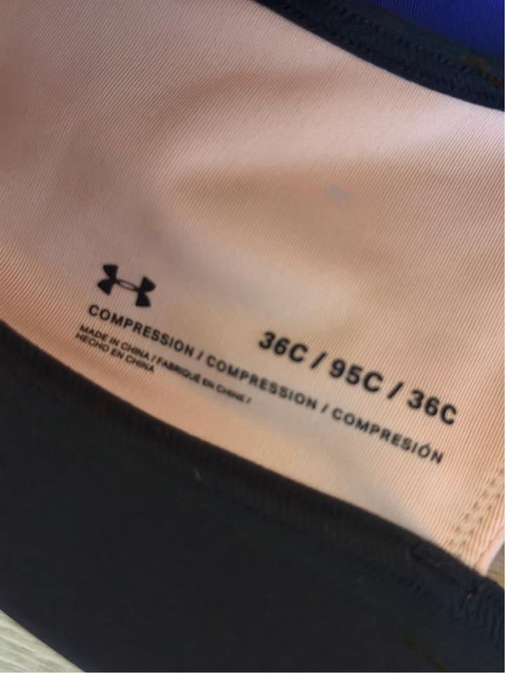 Топ Under Armour