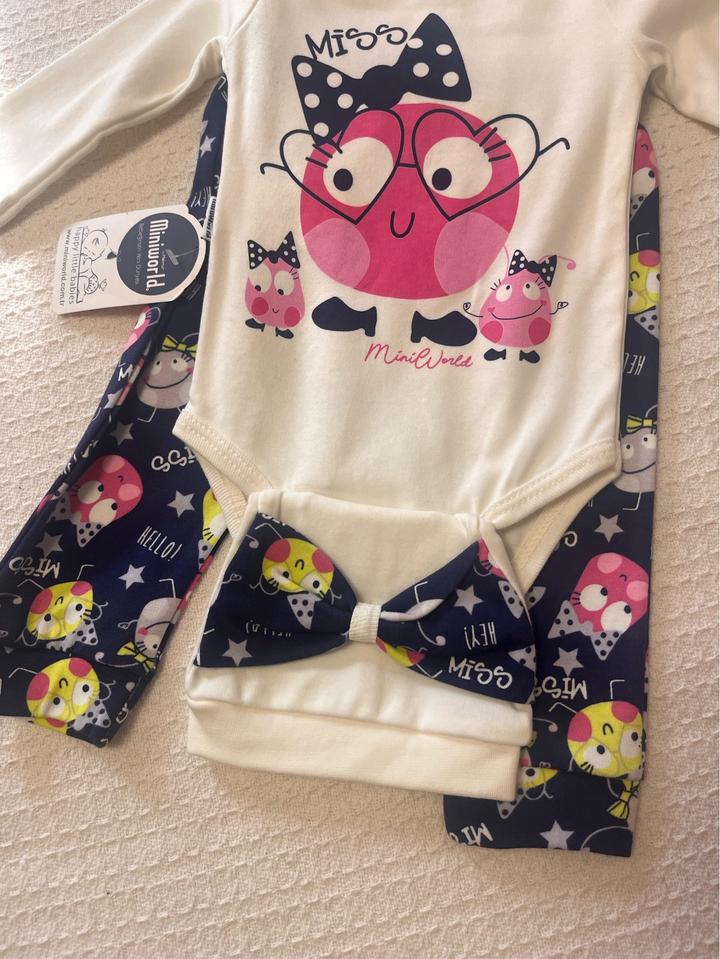 Комплект на девочку