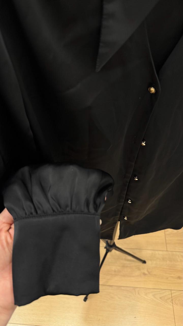 Черная рубашка Lichi