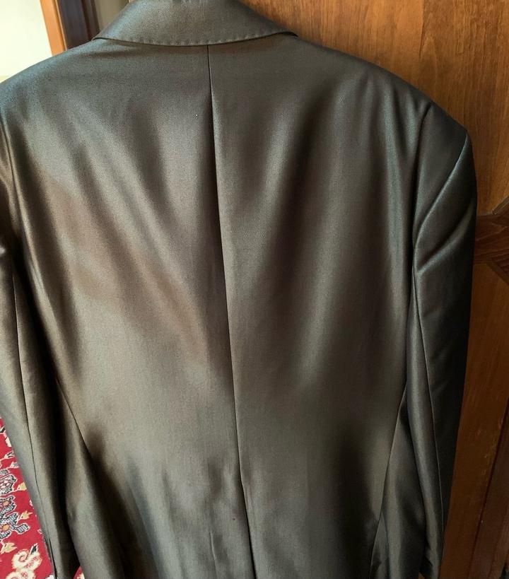 Италия новый мужской костюм 52-L на средний и высокий рост