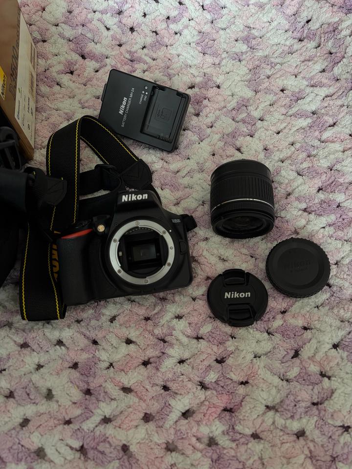 Фотокамера Nikon