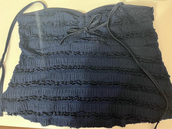 Красивый летний топ в navy blue