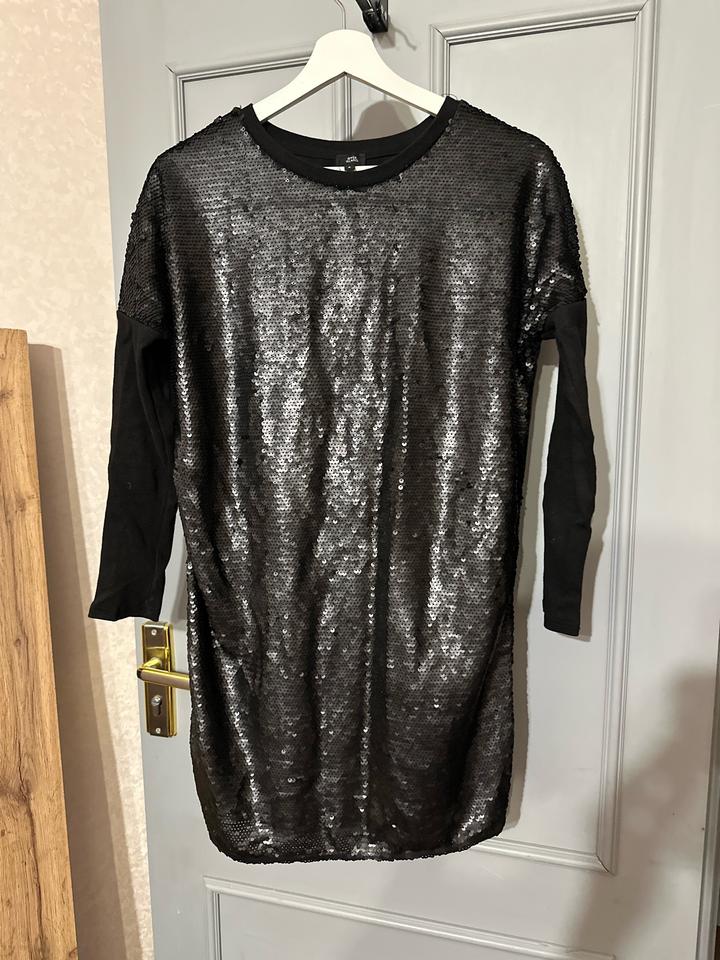 Платье River Island с пайетками