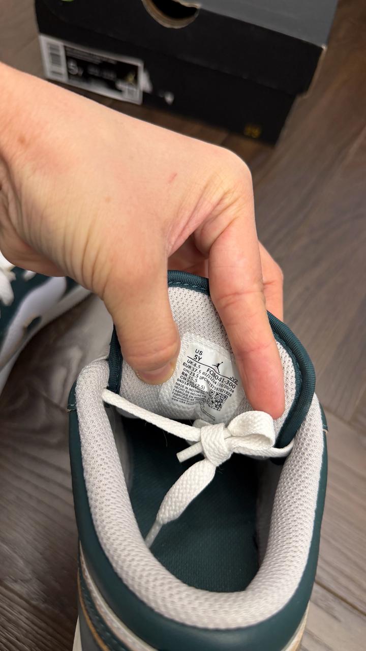 Оригинал кроссовки Nike Jordan 37,5 в зеленом оттенке