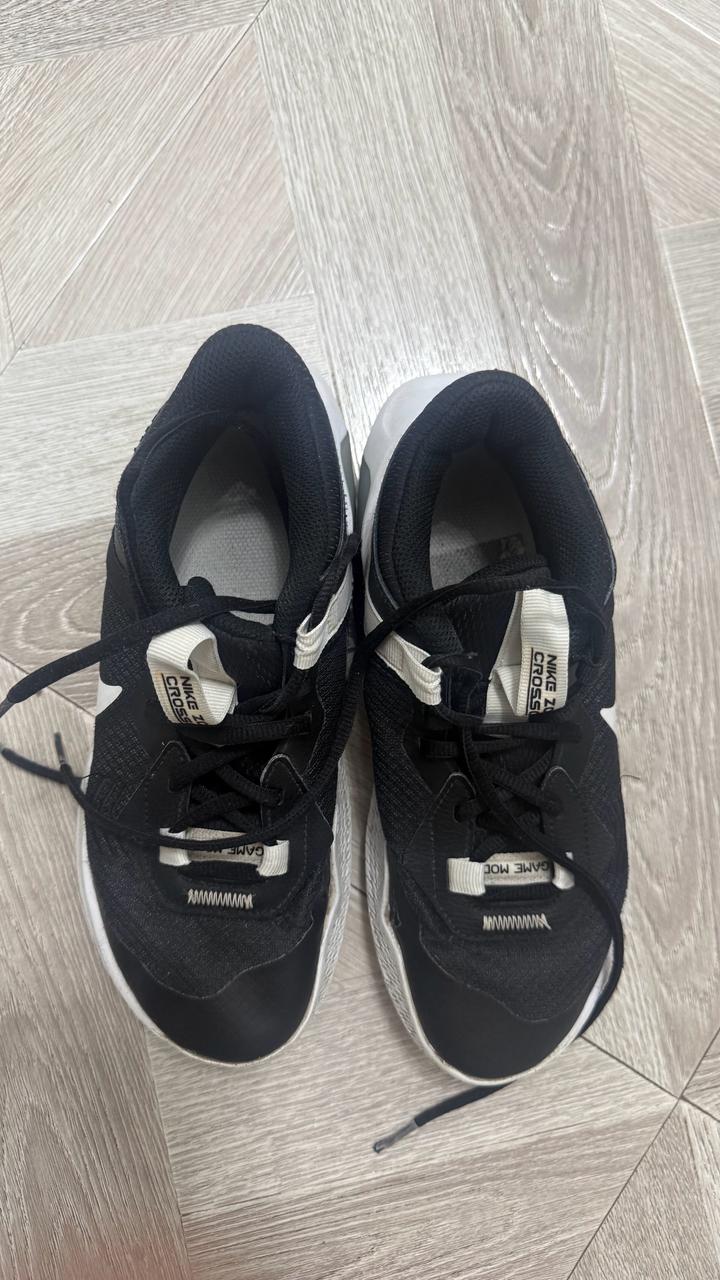 Кроссовки Nike