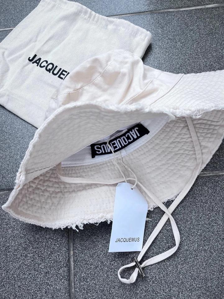 Панама jacquemus