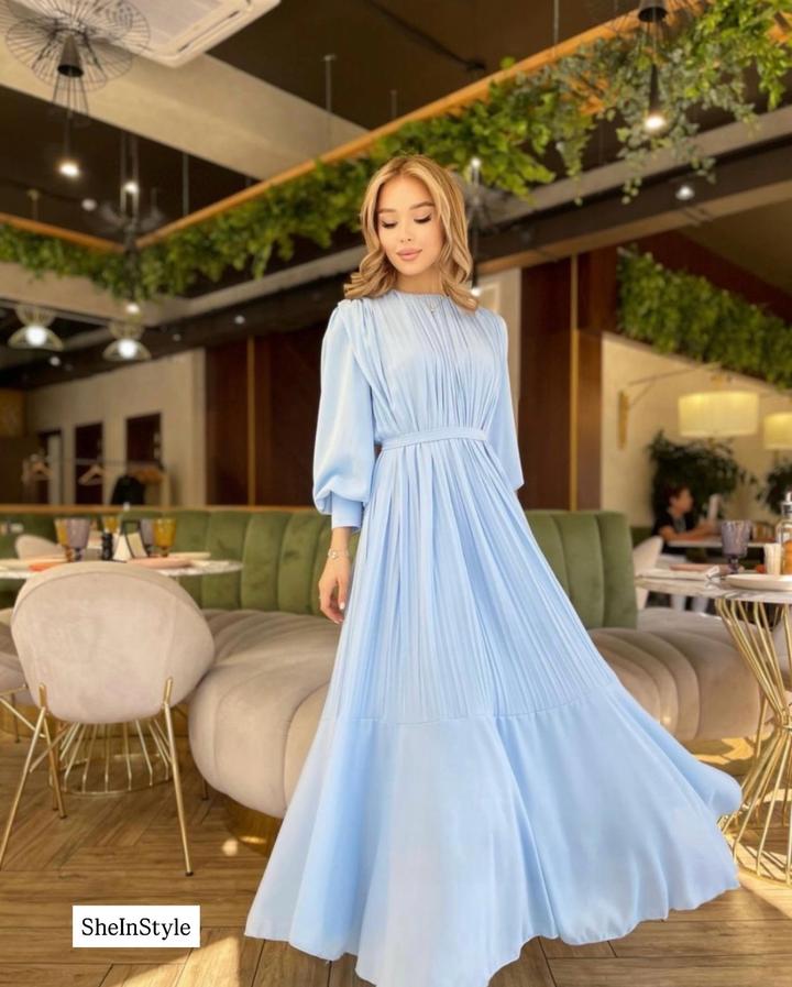 Голубой нежный платья