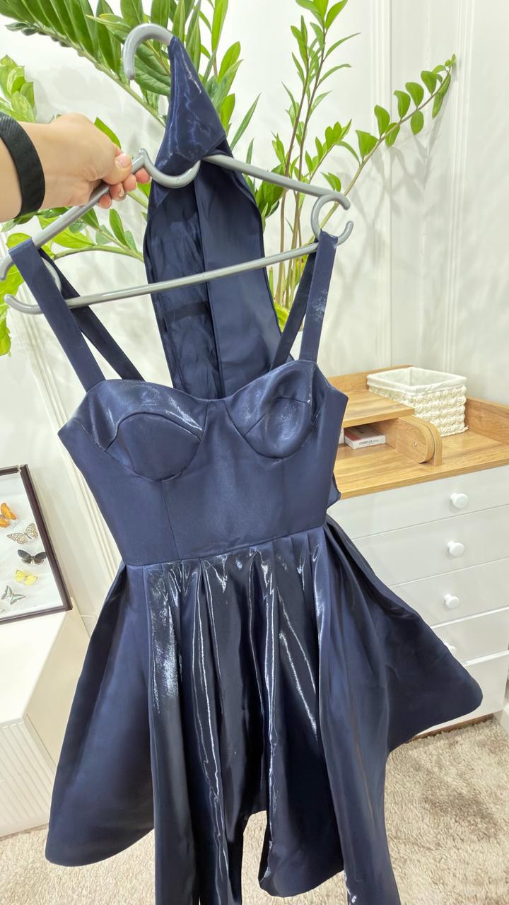 Темно-синее платье