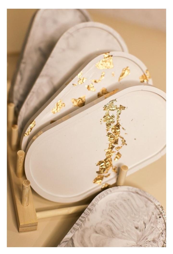 Поднос для украшений и всякой мелочи