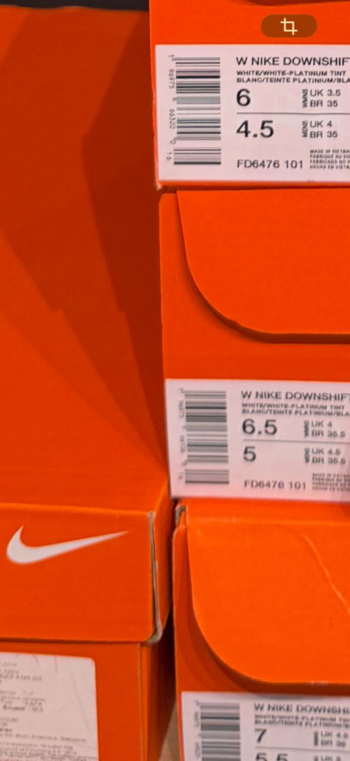 Женские кроссовки от Nike