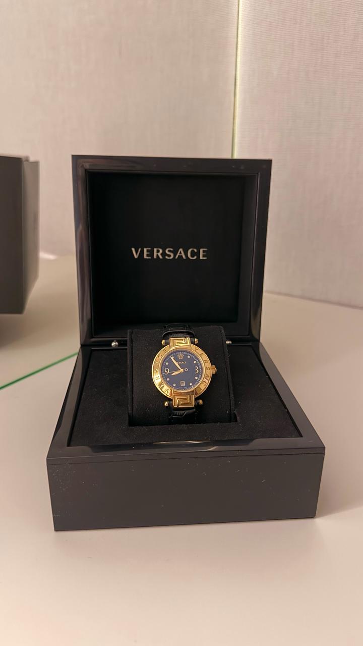 Часы Versace оригинал.