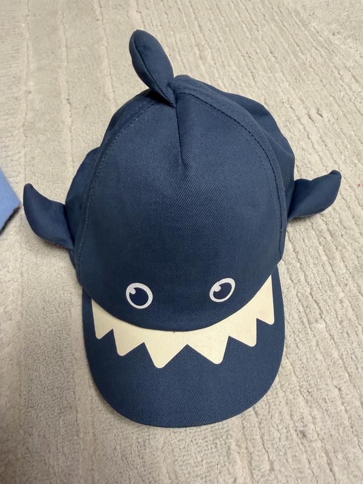 Продам кепки